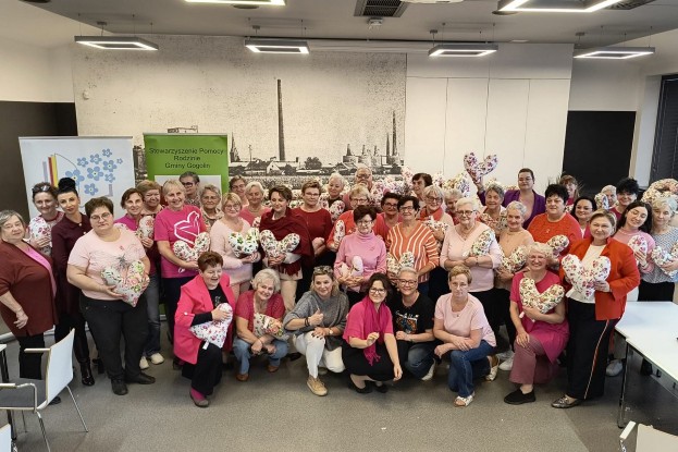 Wspólna inicjatywa na rzecz zdrowia kobiet – warsztaty przygotowywania poduszek terapeutycznych