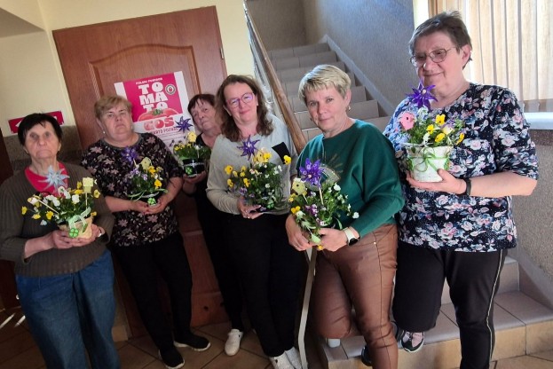 Kwiatowe inspiracje podczas warsztatów florystycznych w Odrowążu